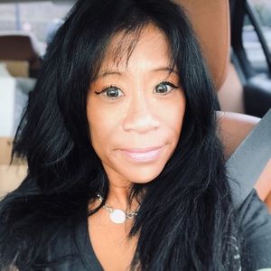 Meet your Posher, Edwina